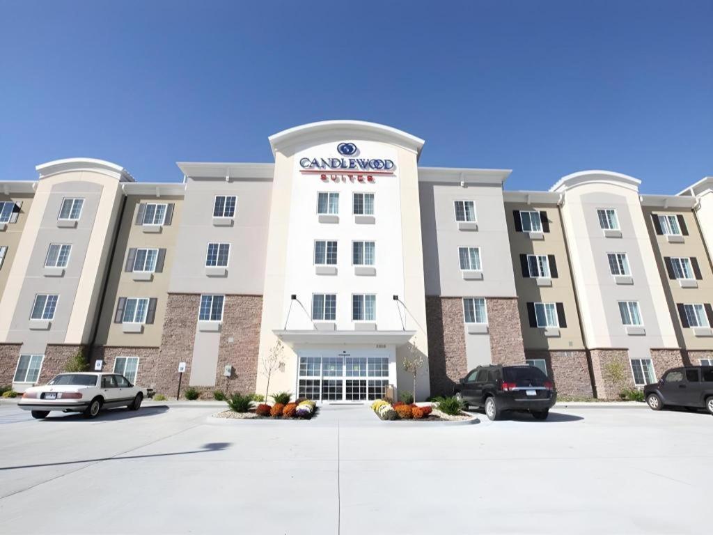 Candlewood Suites Saint Joseph By Ihg Екстериор снимка