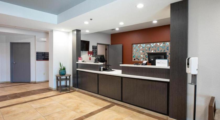 Candlewood Suites Saint Joseph By Ihg Екстериор снимка