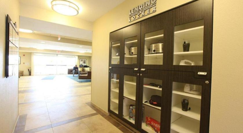 Candlewood Suites Saint Joseph By Ihg Екстериор снимка