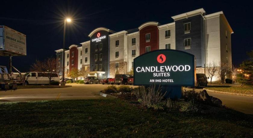 Candlewood Suites Saint Joseph By Ihg Екстериор снимка