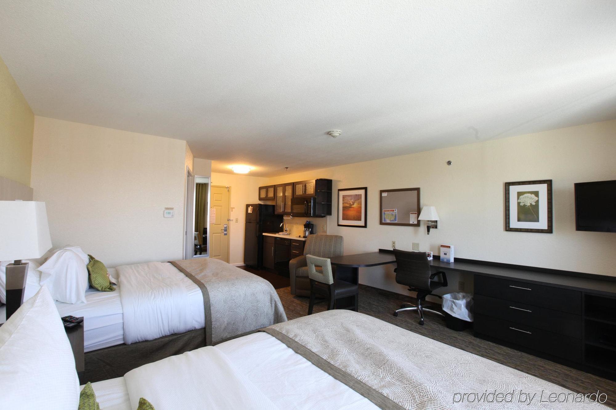 Candlewood Suites Saint Joseph By Ihg Стая снимка