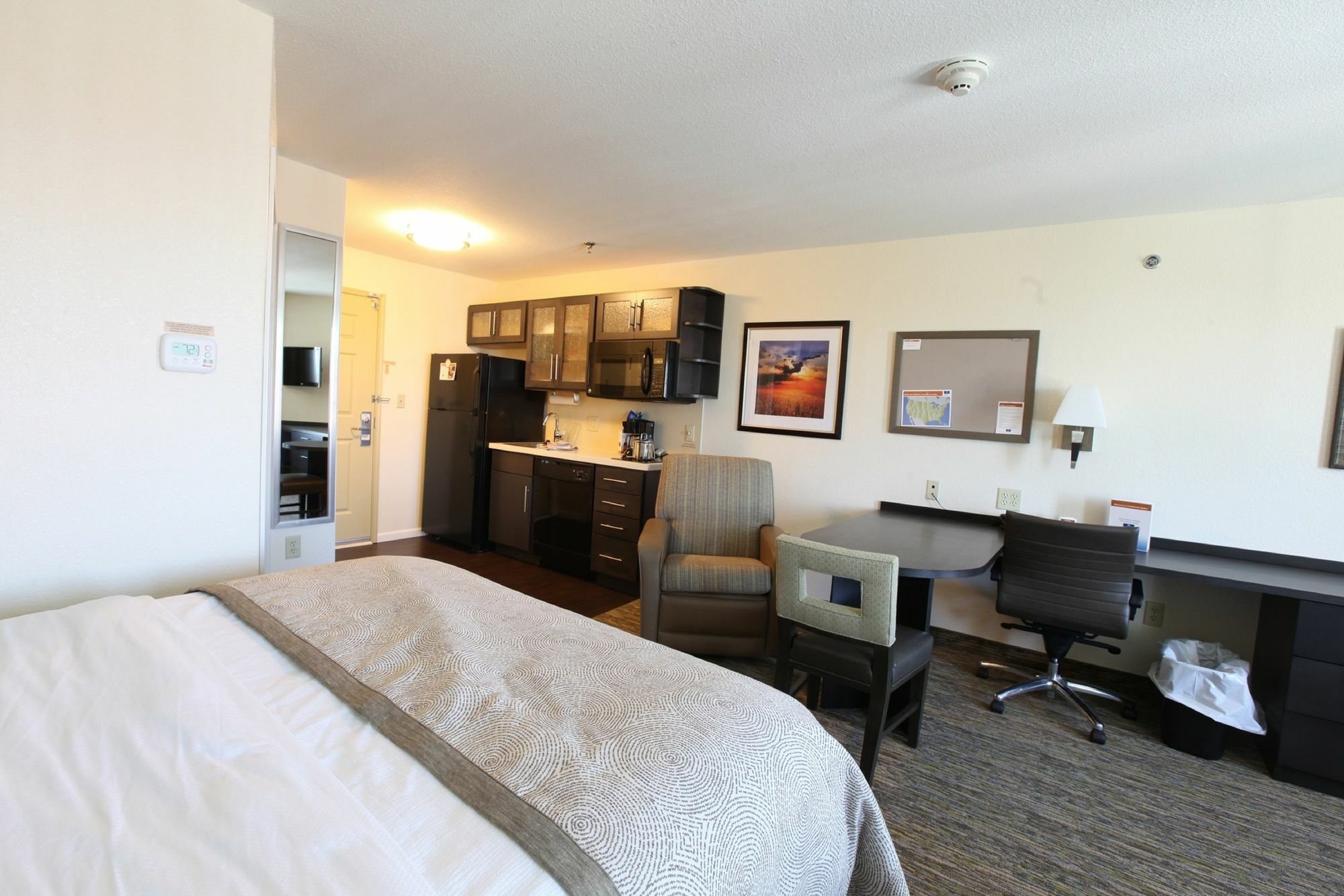 Candlewood Suites Saint Joseph By Ihg Екстериор снимка